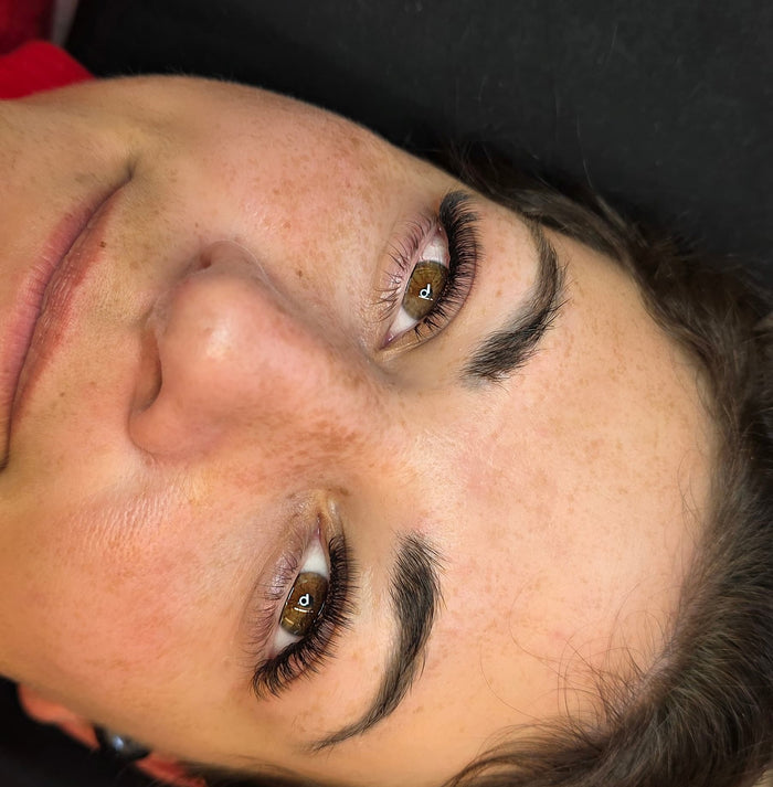 Finished lash set